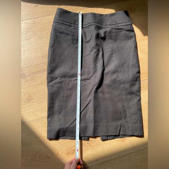NWOT Club Monaco Black Pencil Skirt. Size 0 - Picture 7 of 10